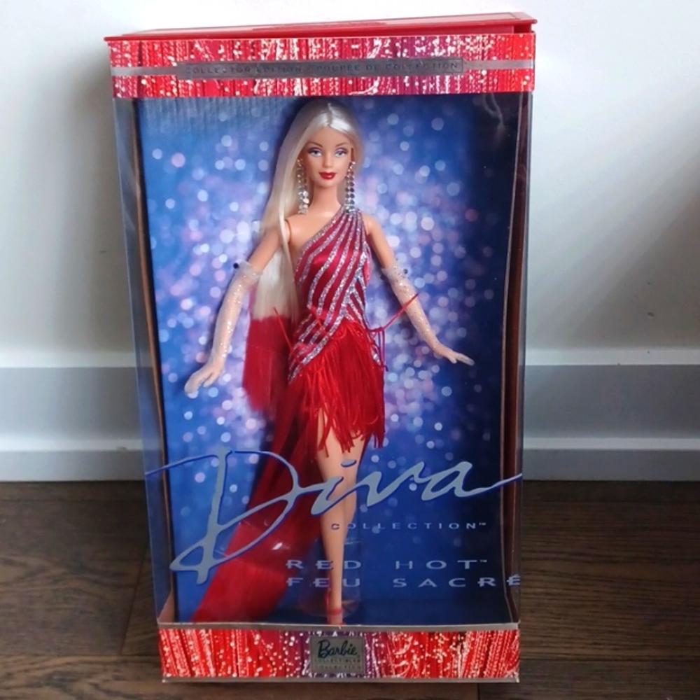 2002 Barbie Red Hot Diva Collection Doll Show Girl Mattel #56707